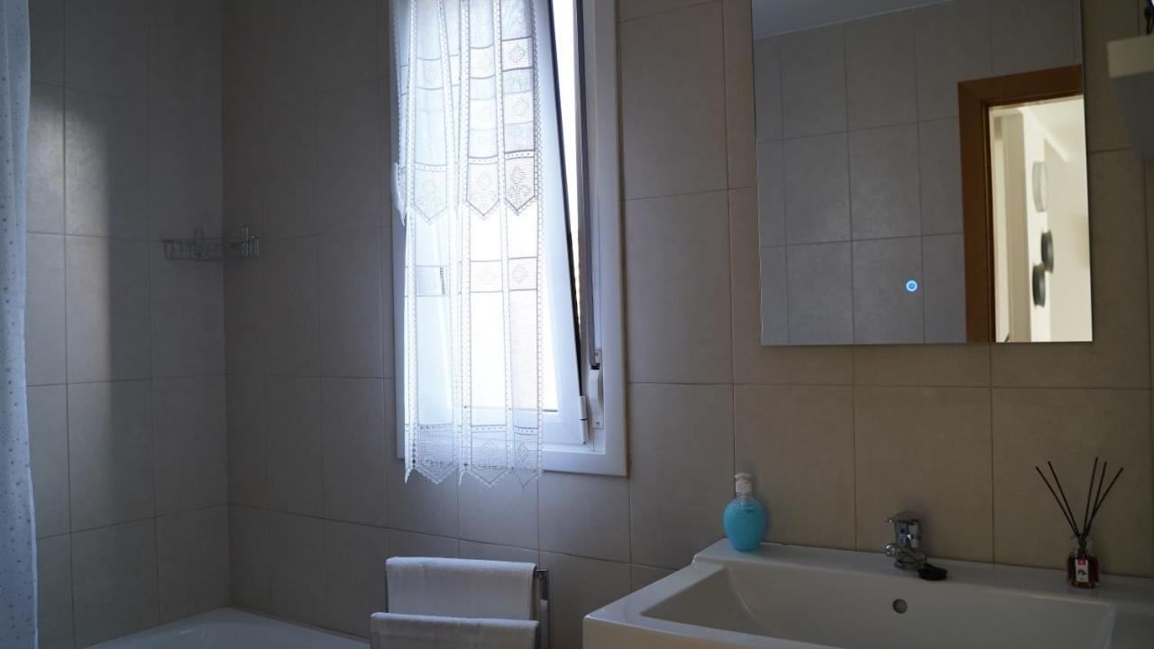 Solares Style Vistas Al Rio Miera Apartment ภายนอก รูปภาพ