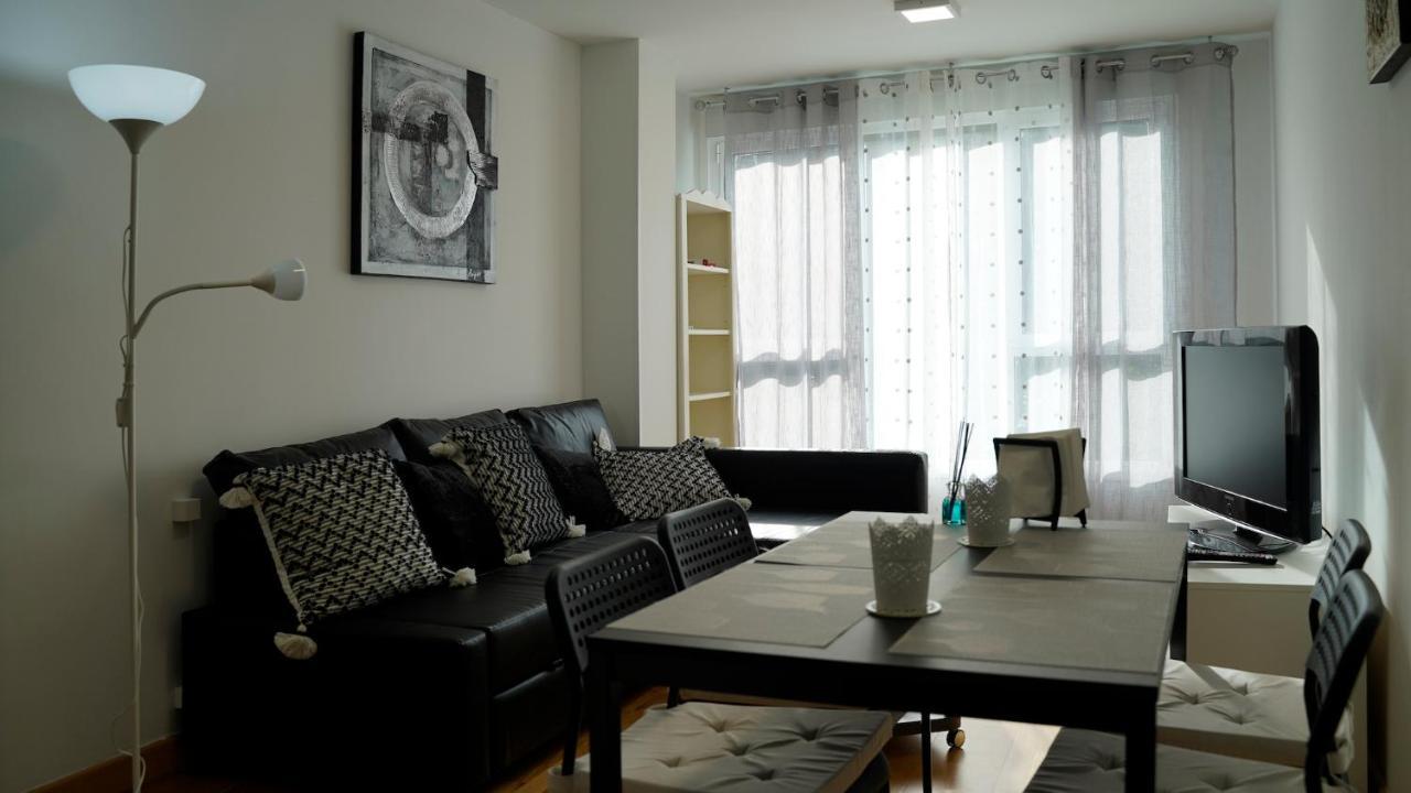 Solares Style Vistas Al Rio Miera Apartment ภายนอก รูปภาพ