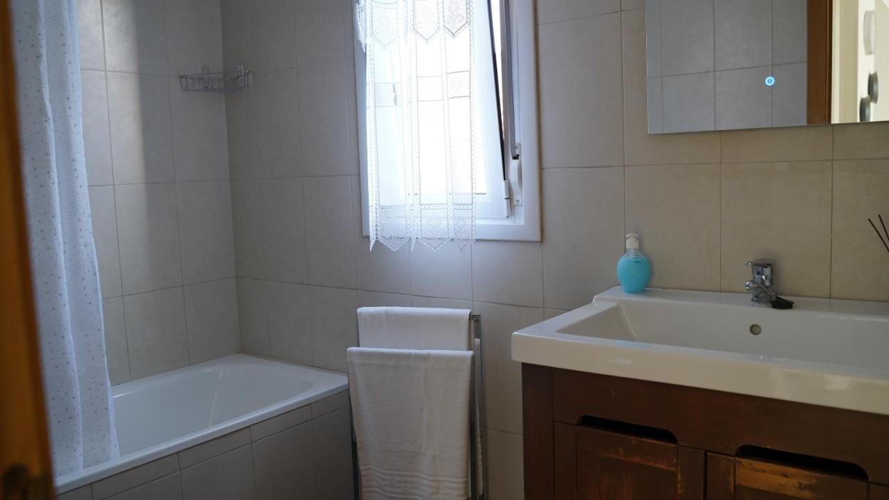 Solares Style Vistas Al Rio Miera Apartment ภายนอก รูปภาพ